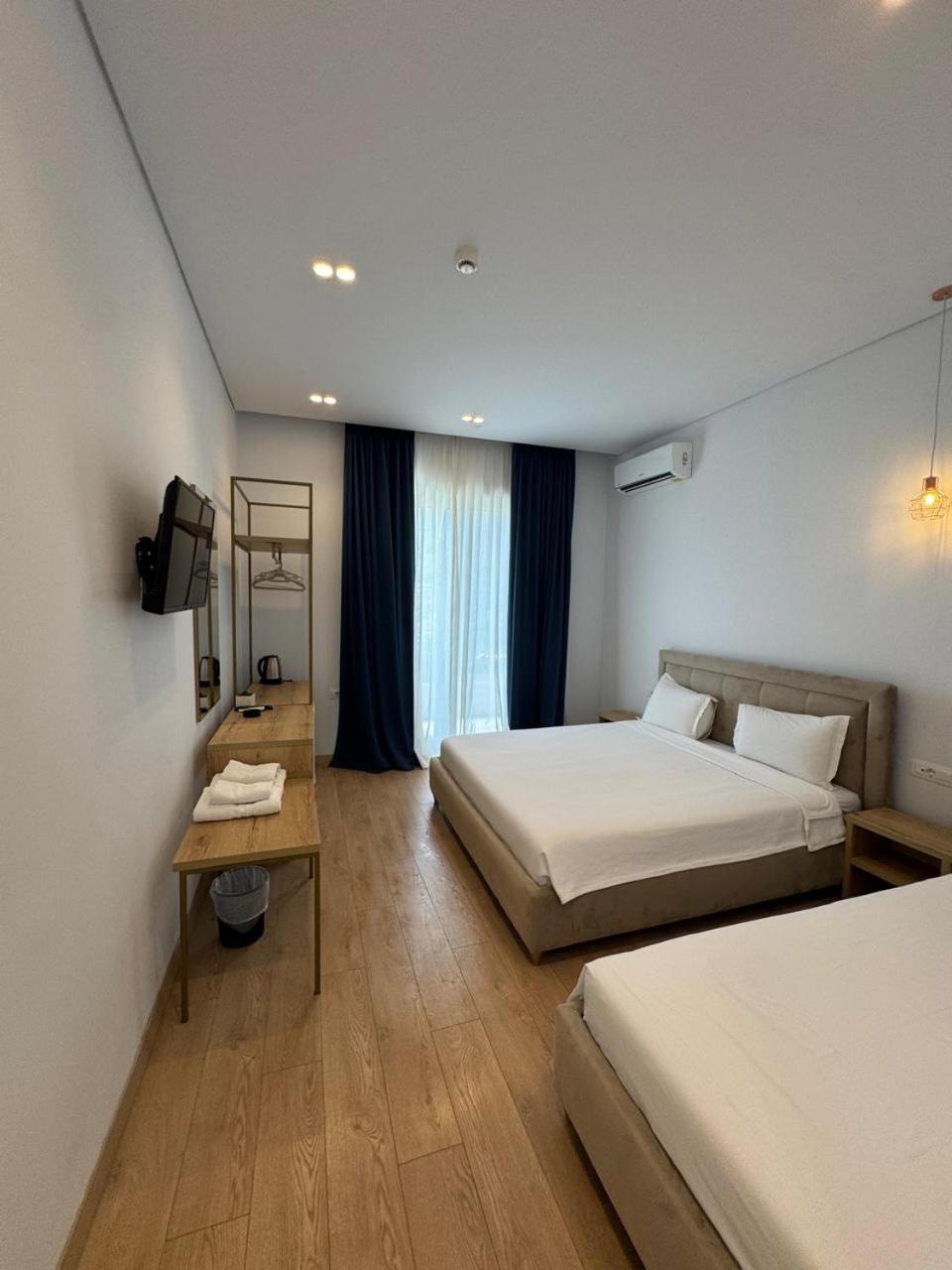 Otto 3* Ksamil